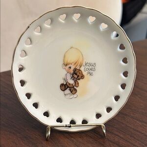 Precious Moments White and Gold Heart-Edge Decorative Plate